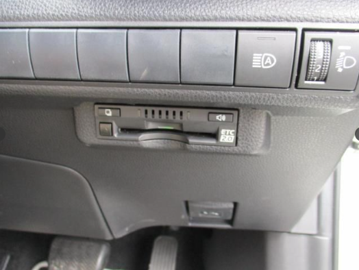 〇トヨタ カローラツーリング 「HYBRID S "W×B"(ダブルバイビー)」Toyota Safety Sense